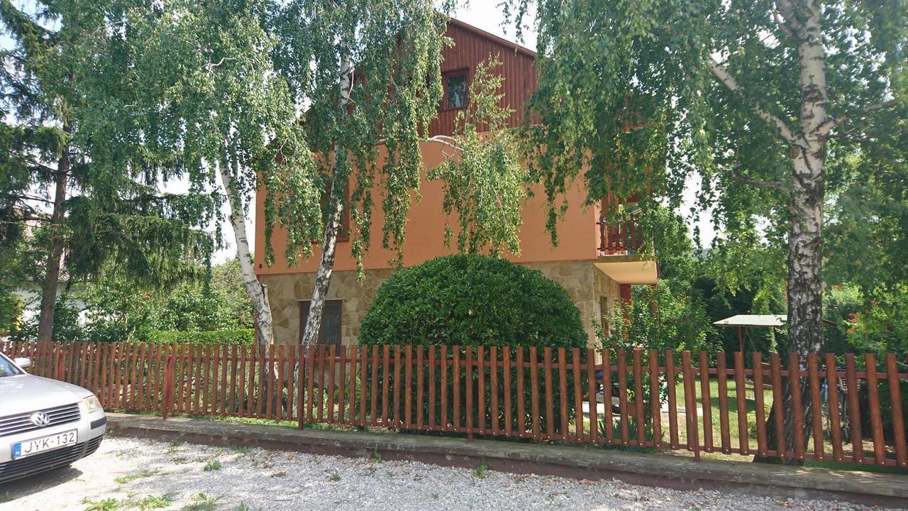 Rita Apartman Дьєнешдіаш Екстер'єр фото